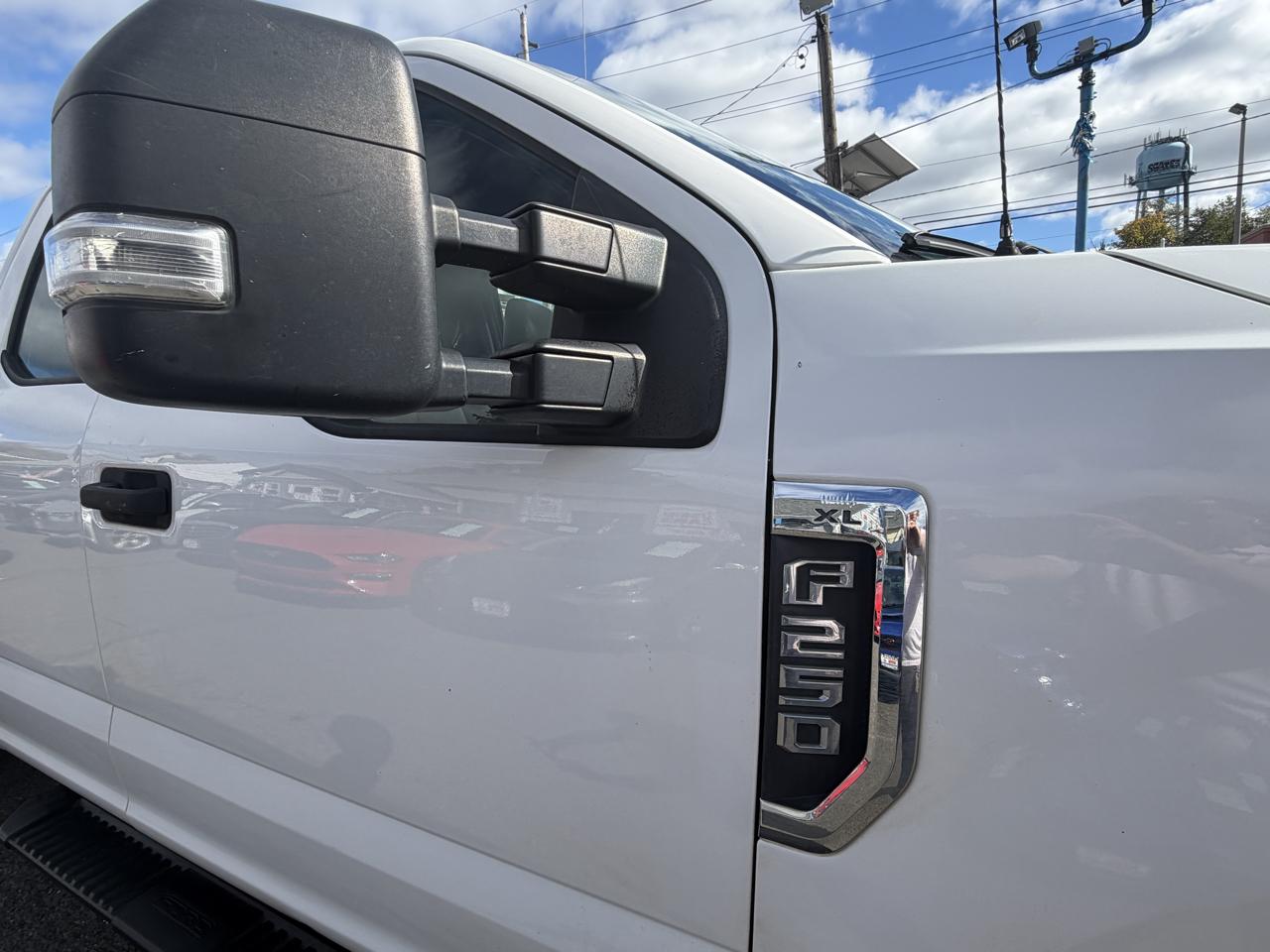 Ford F-250 SD XLT SuperCab Long Bed 4WD 2019