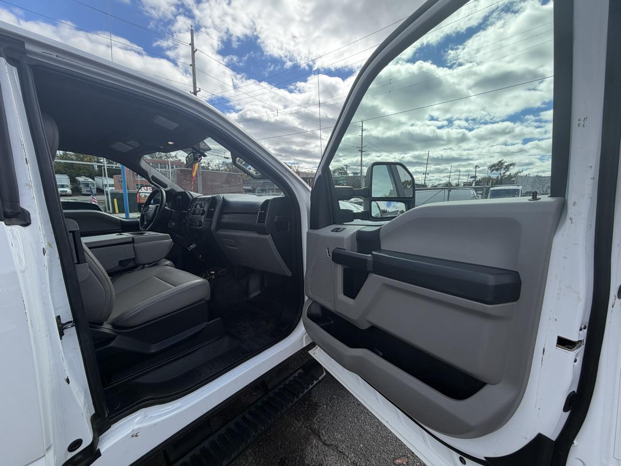 Ford F-250 SD XLT SuperCab Long Bed 4WD 2019