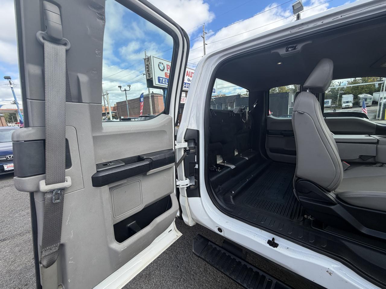 Ford F-250 SD XLT SuperCab Long Bed 4WD 2019