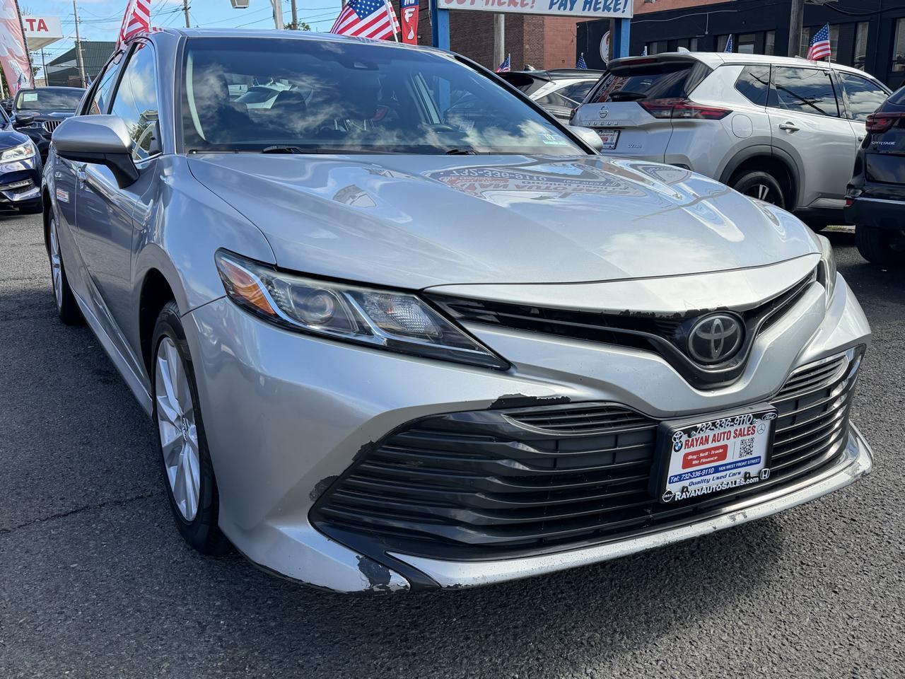 Toyota Camry 4dr Sdn LE Auto 2019