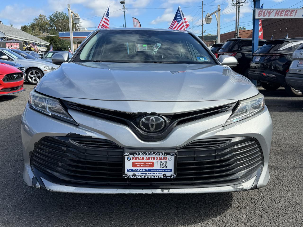 Toyota Camry 4dr Sdn LE Auto 2019