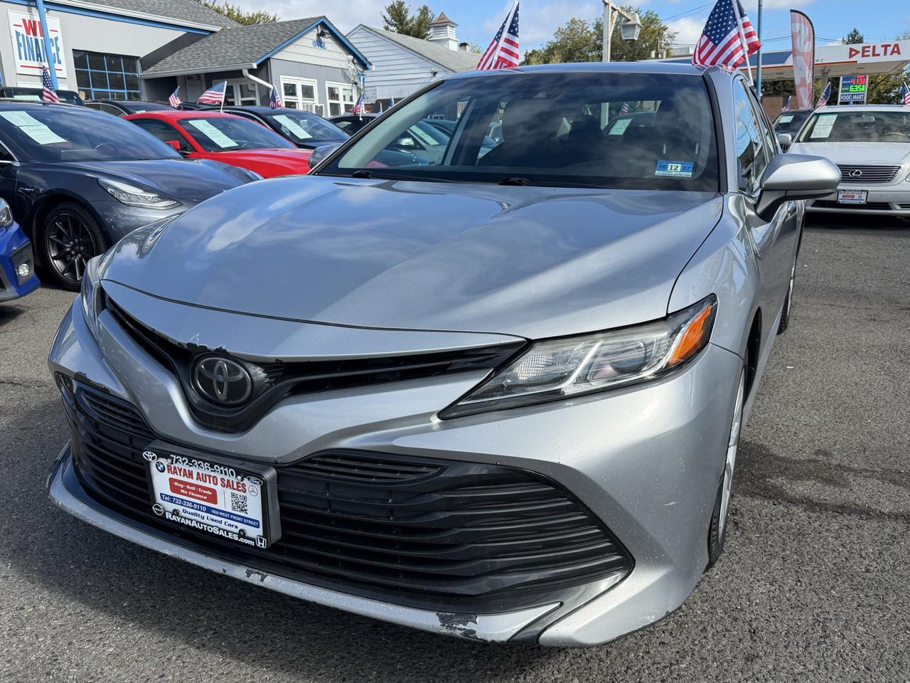 Toyota Camry 4dr Sdn LE Auto 2019