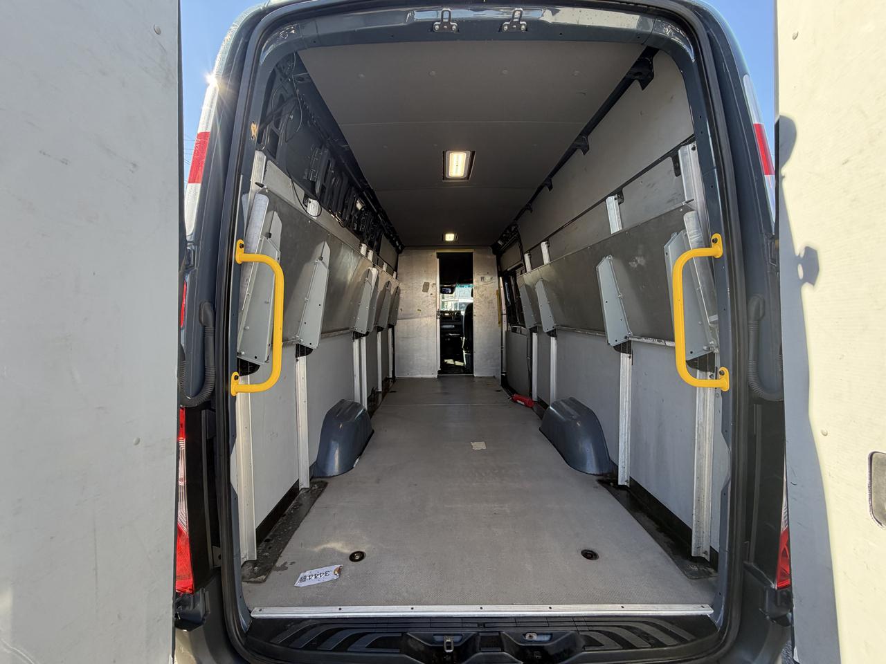 Mercedes-Benz Sprinter 2500 170-in. WB 2021