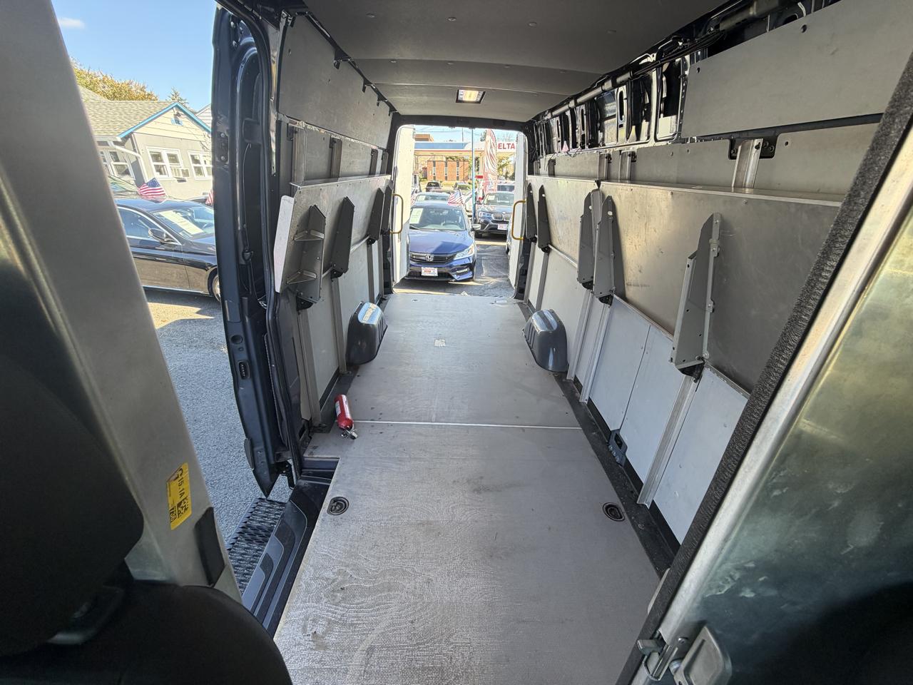 Mercedes-Benz Sprinter 2500 170-in. WB 2021
