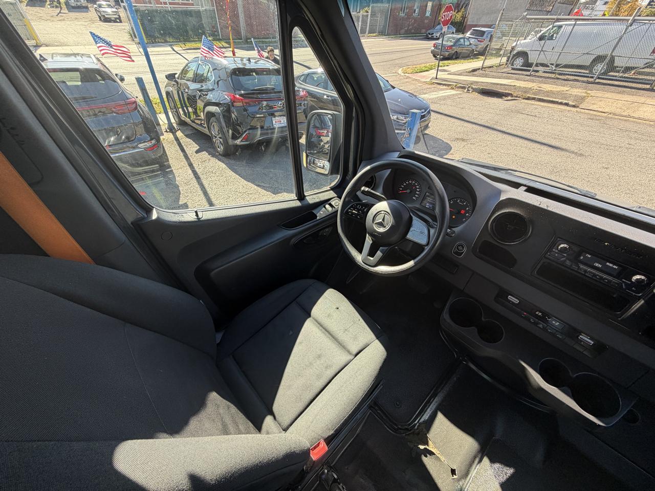 Mercedes-Benz Sprinter 2500 170-in. WB 2021
