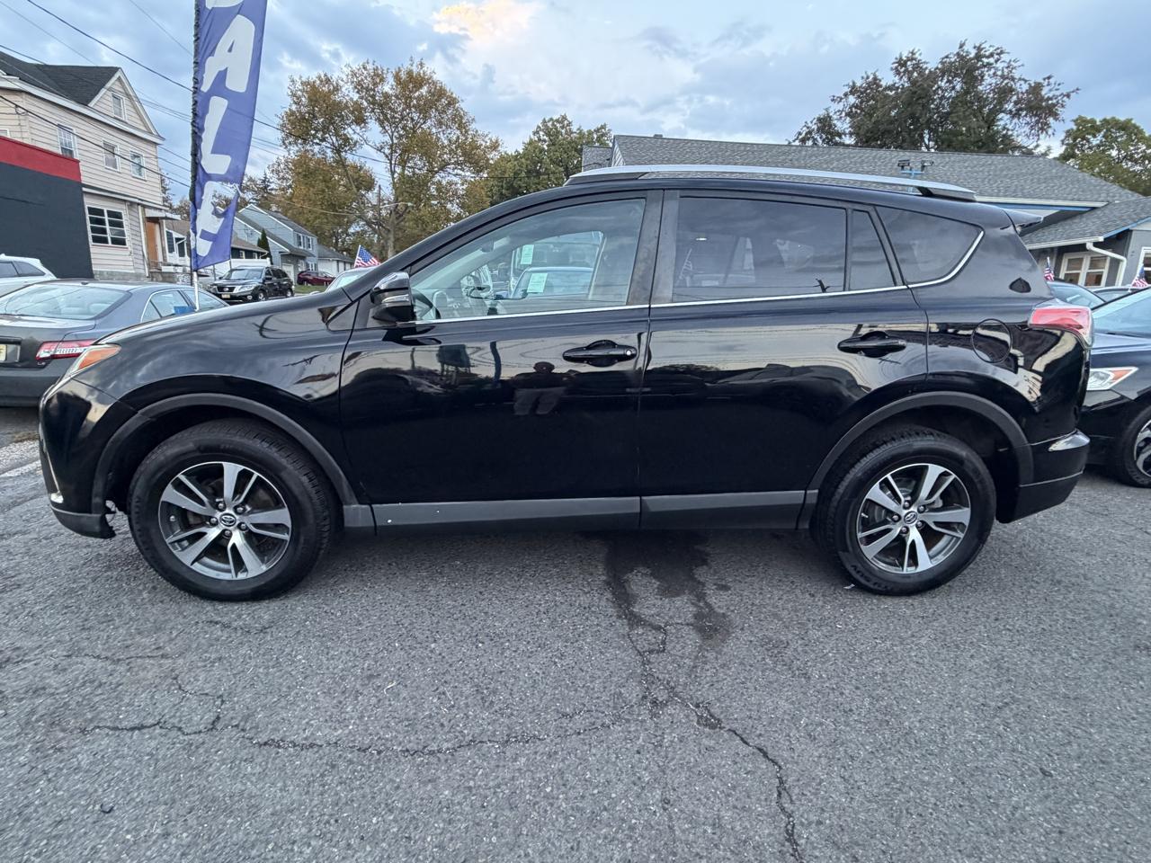 Toyota RAV4 XLE AWD 2016