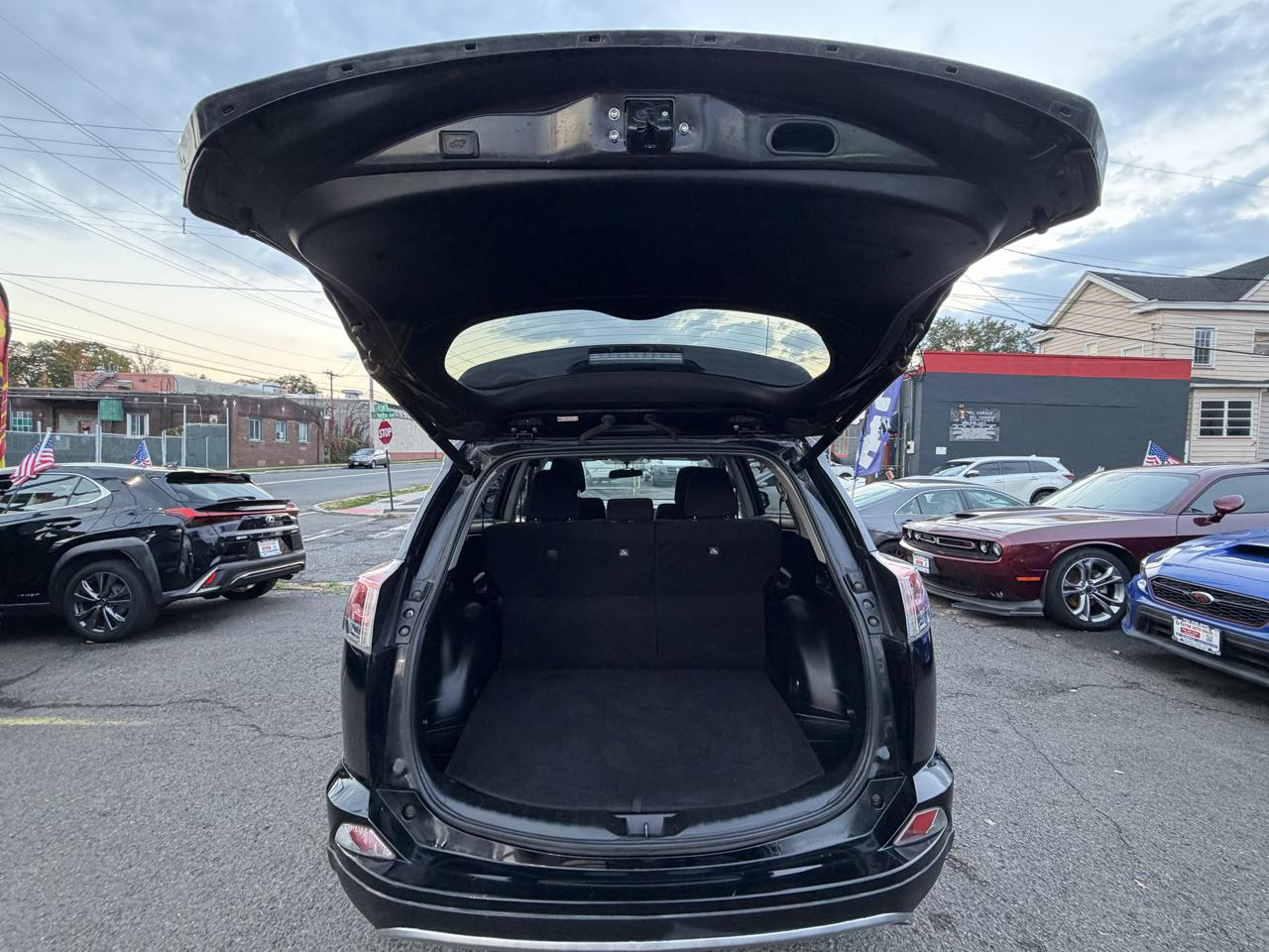 Toyota RAV4 XLE AWD 2016