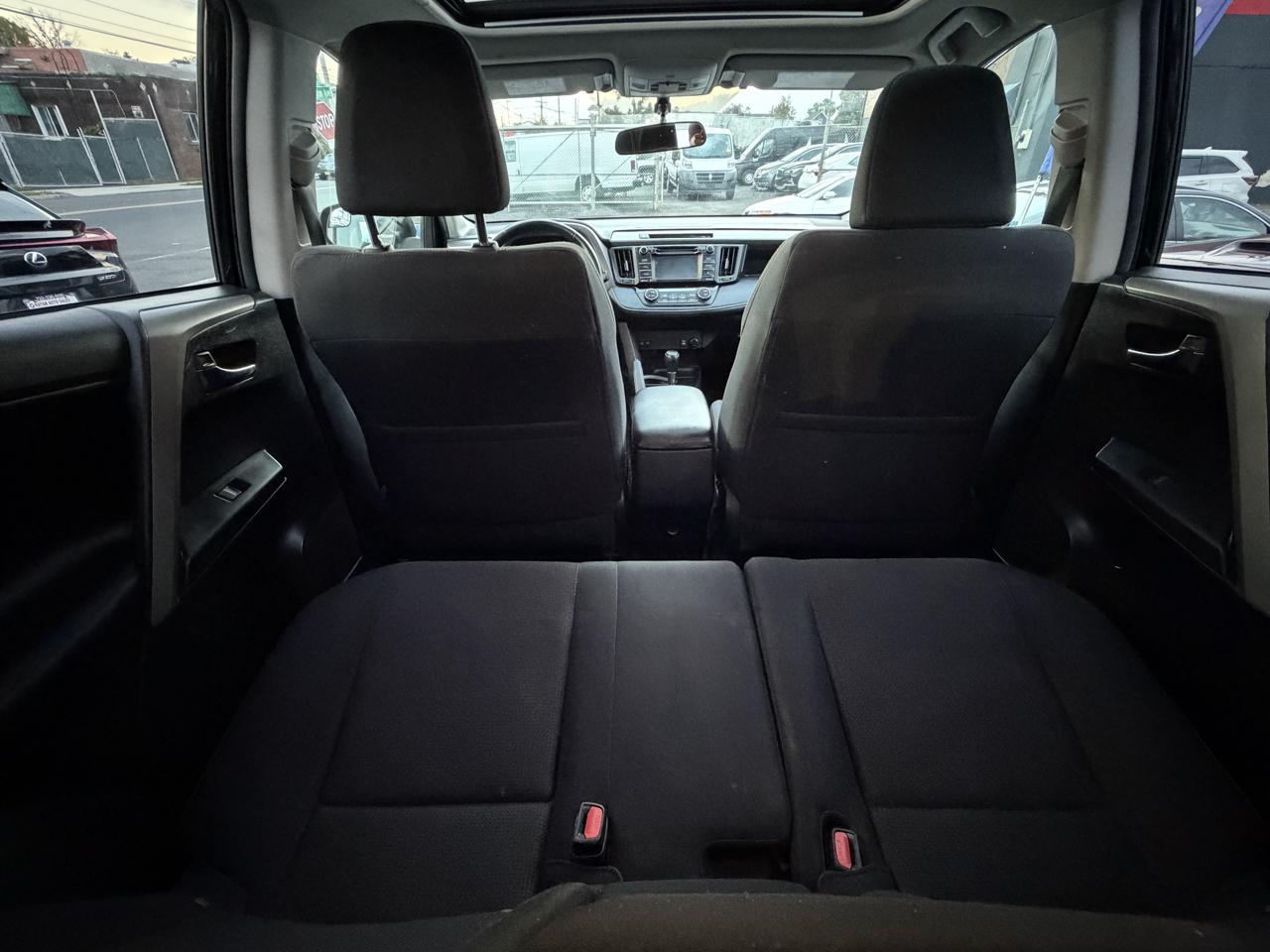 Toyota RAV4 XLE AWD 2016