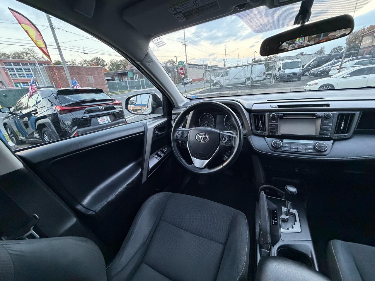 Toyota RAV4 XLE AWD 2016