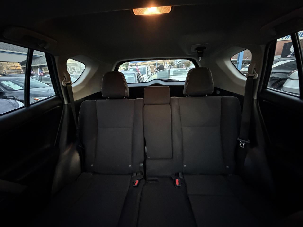 Toyota RAV4 XLE AWD 2016