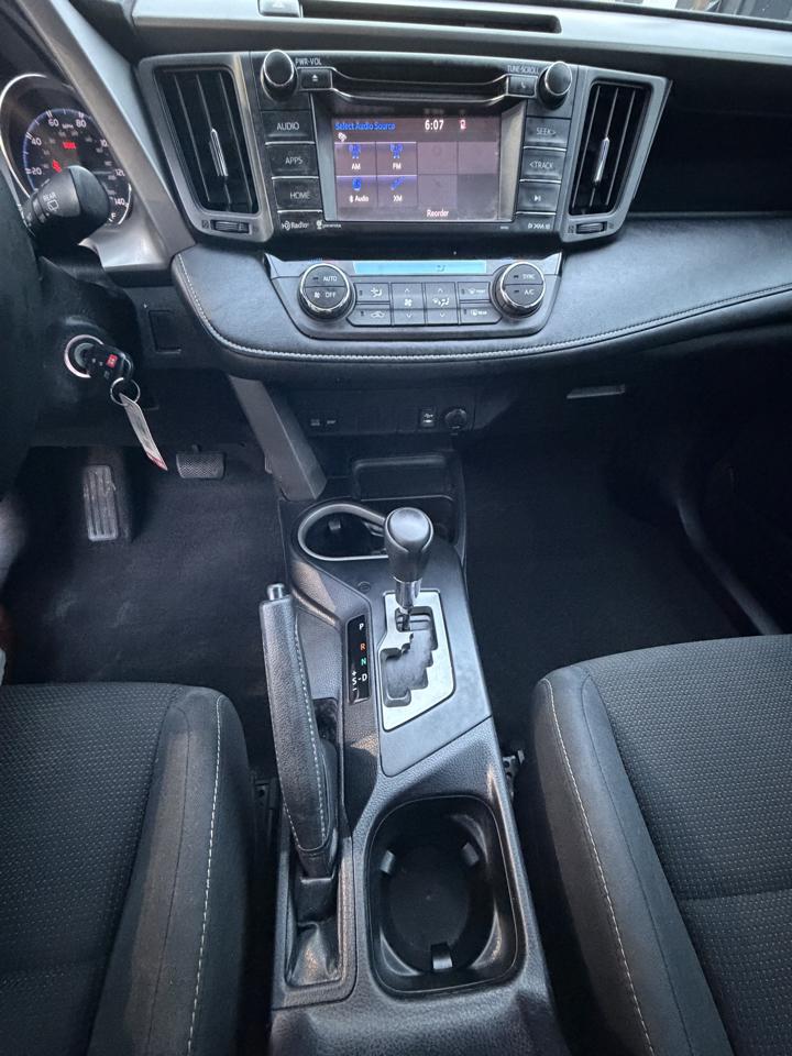 Toyota RAV4 XLE AWD 2016
