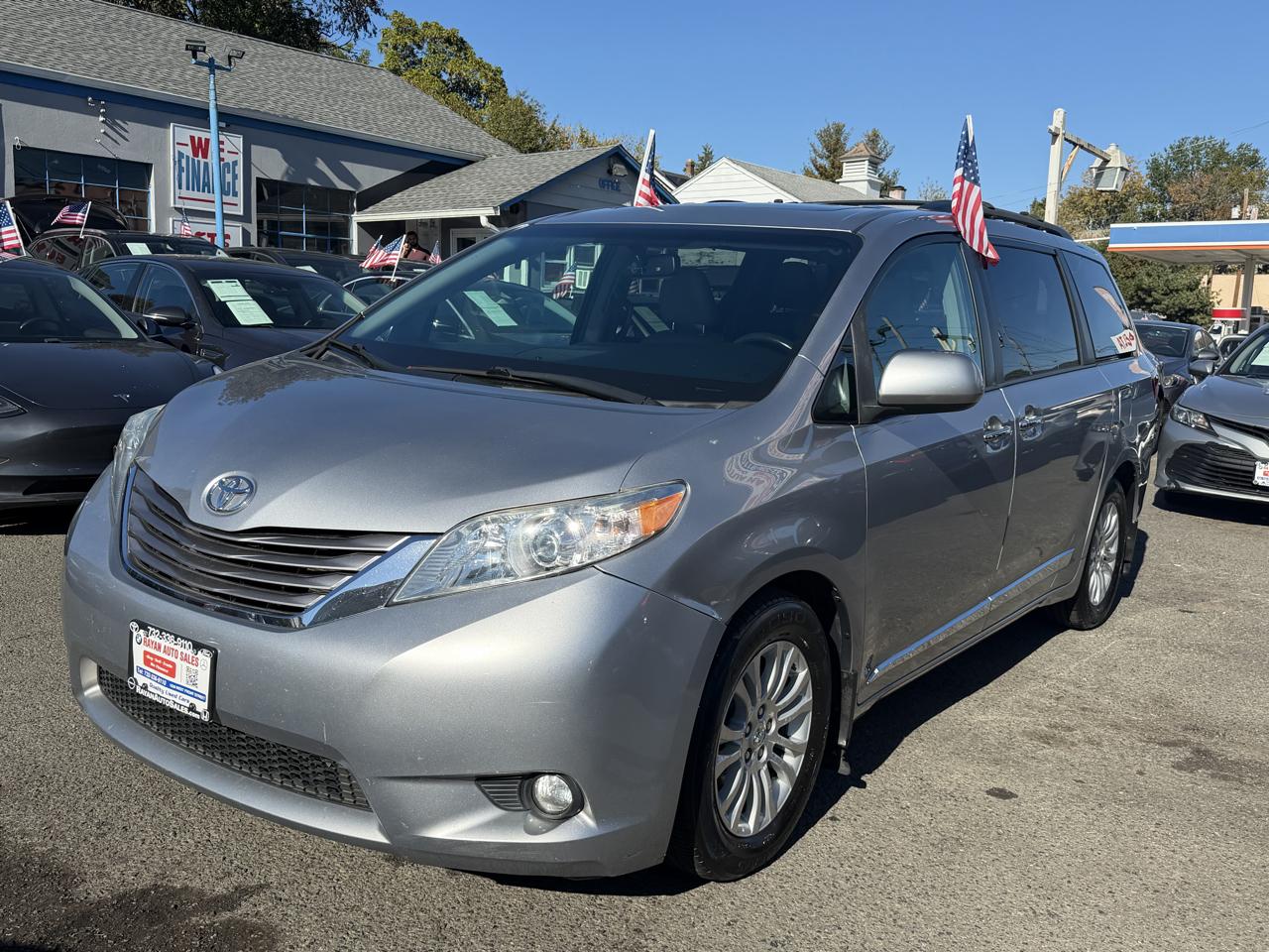 Toyota Sienna Limited Premium 7-Passenger 2017