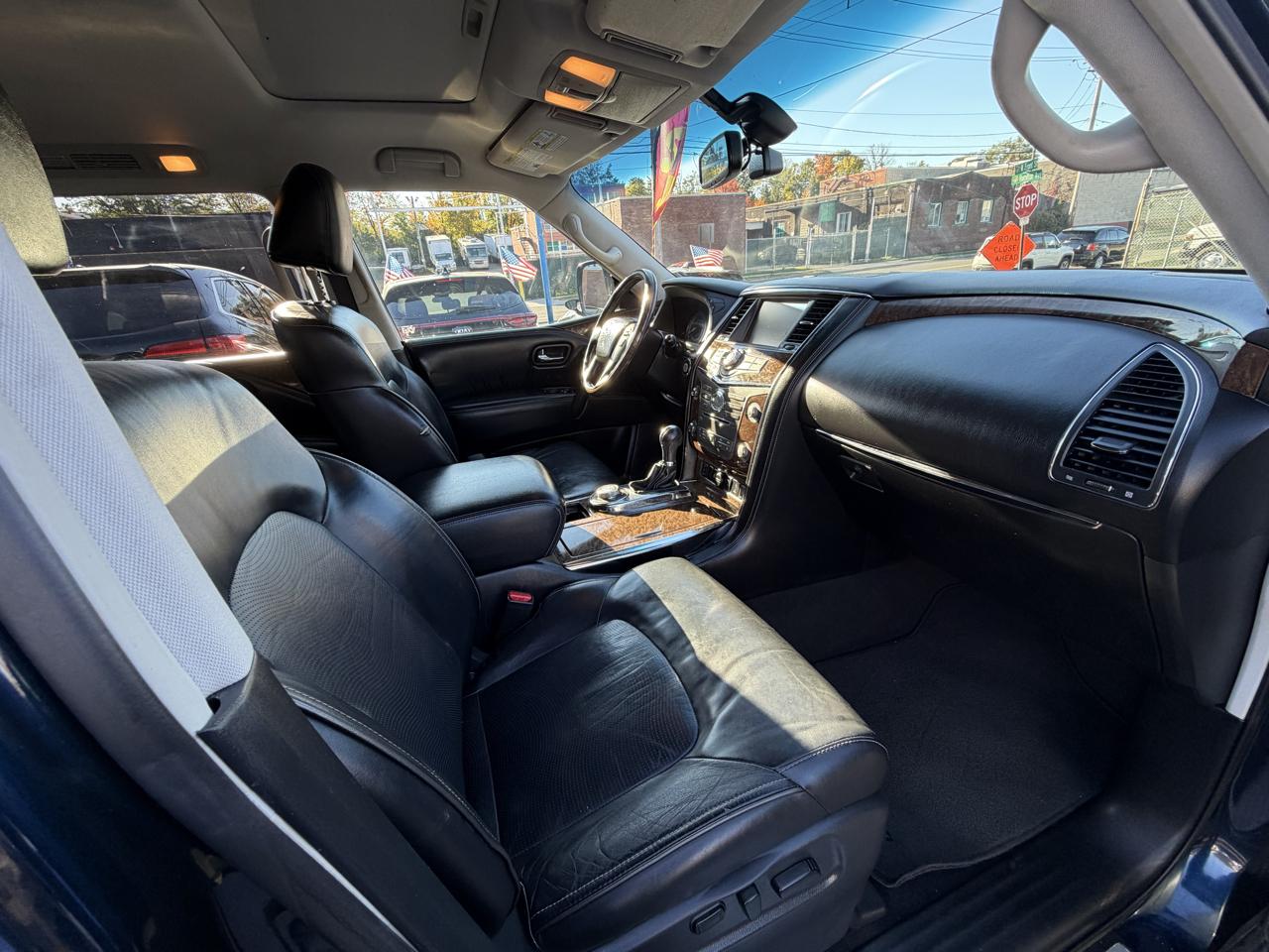 Infiniti QX80 4WD 2017