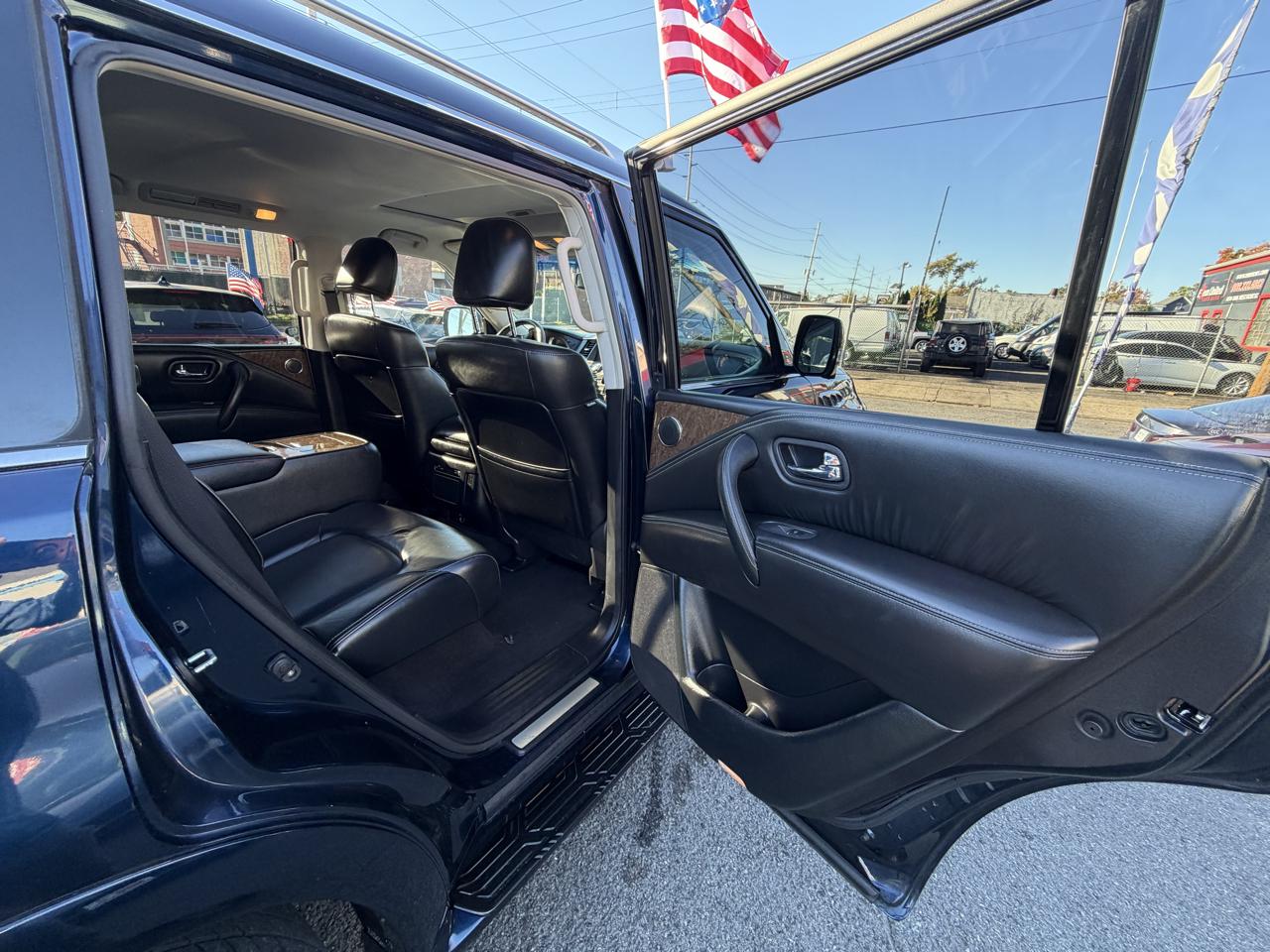 Infiniti QX80 4WD 2017