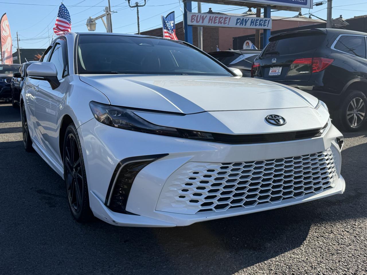 Toyota Camry Hybrid XSE CVT (Natl) 2025