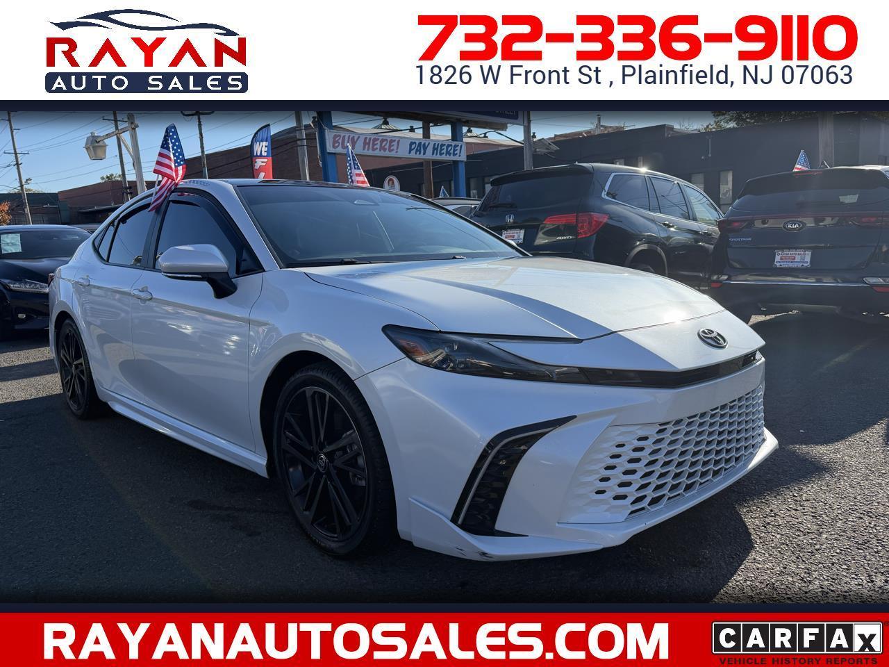 Toyota Camry Hybrid XSE CVT (Natl) 2025