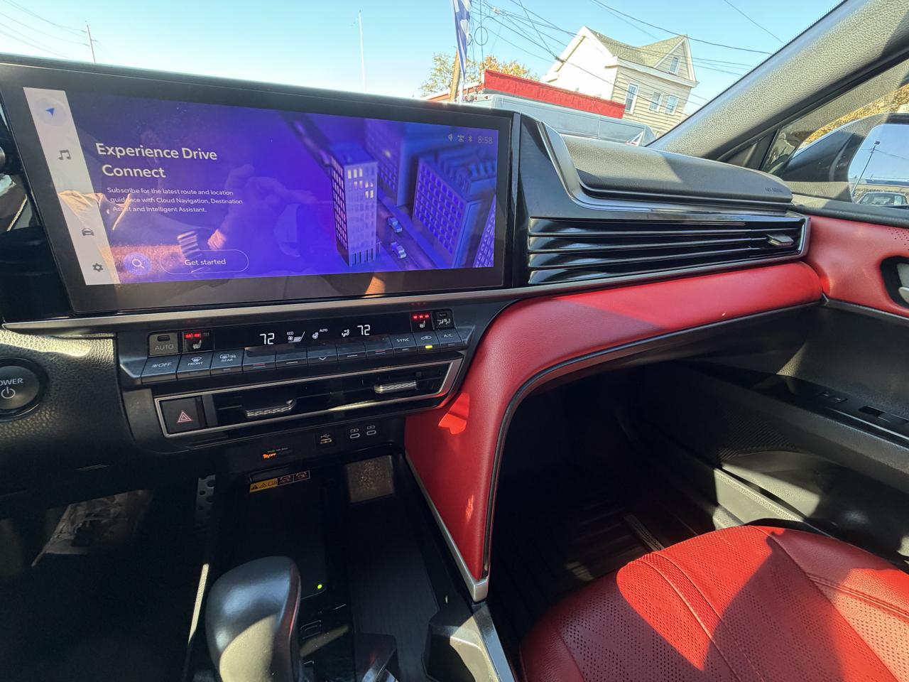 Toyota Camry Hybrid XSE CVT (Natl) 2025