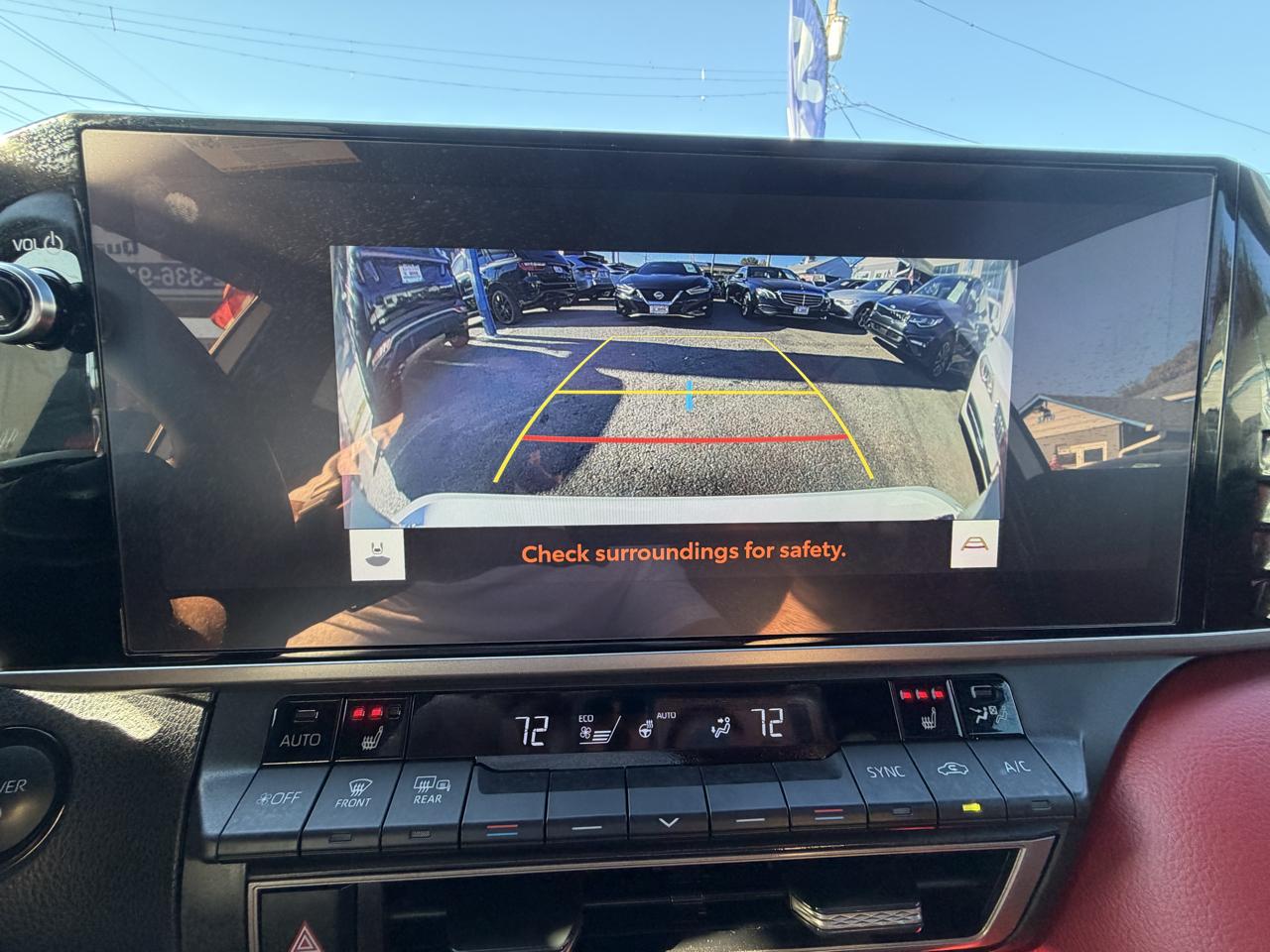 Toyota Camry Hybrid XSE CVT (Natl) 2025