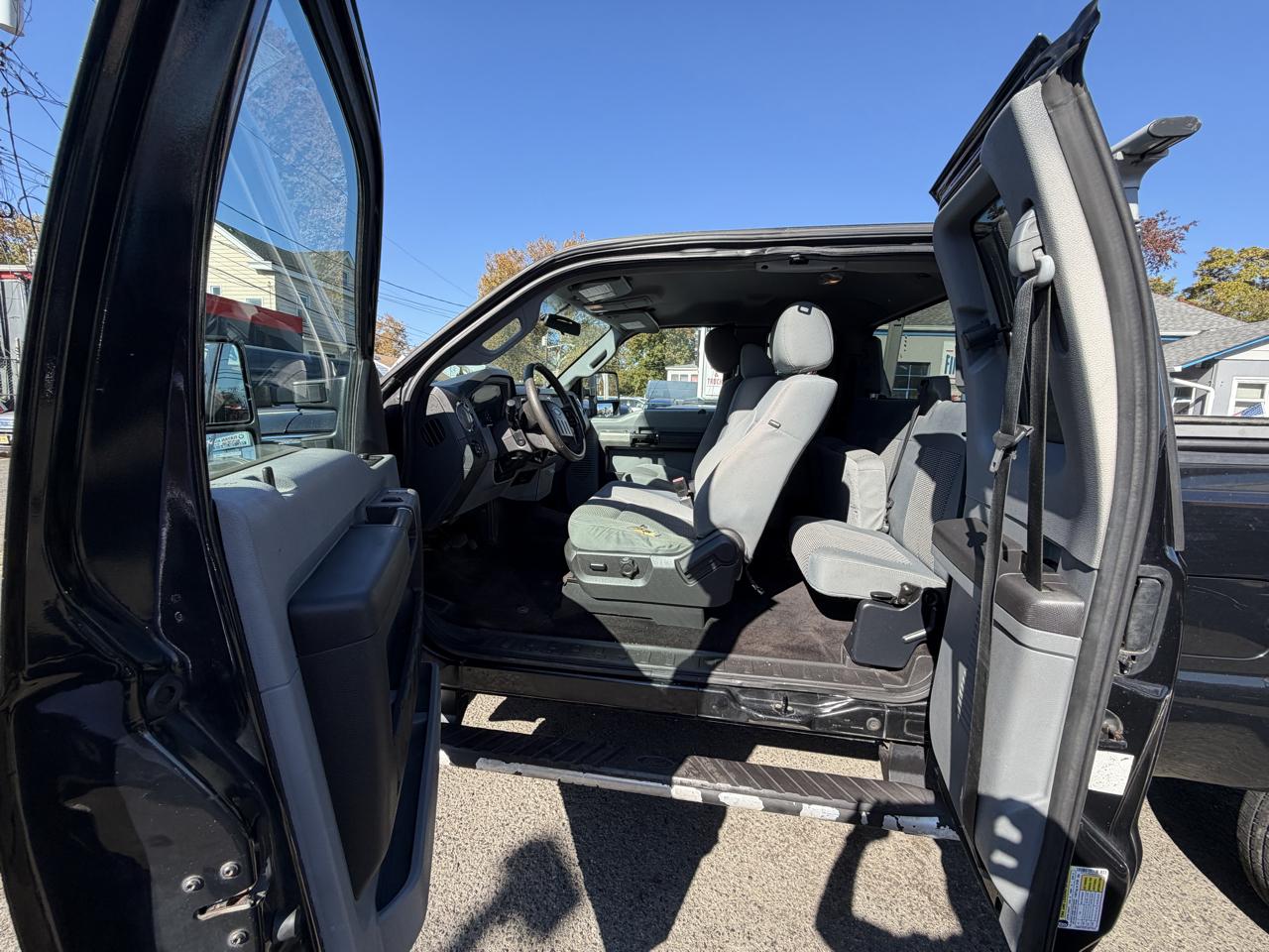 Ford F-250 SD XLT SuperCab SWB 4WD 2014