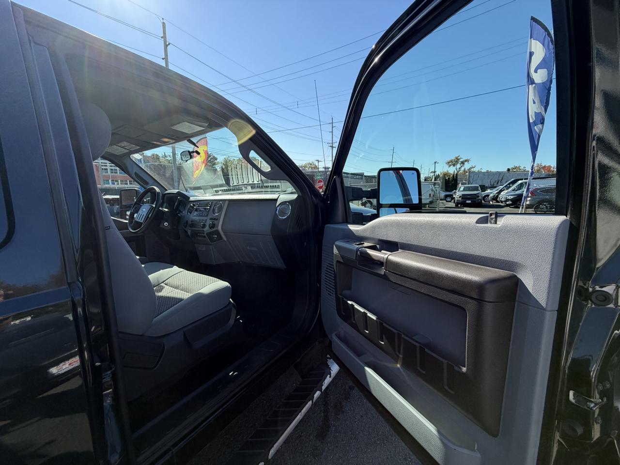Ford F-250 SD XLT SuperCab SWB 4WD 2014