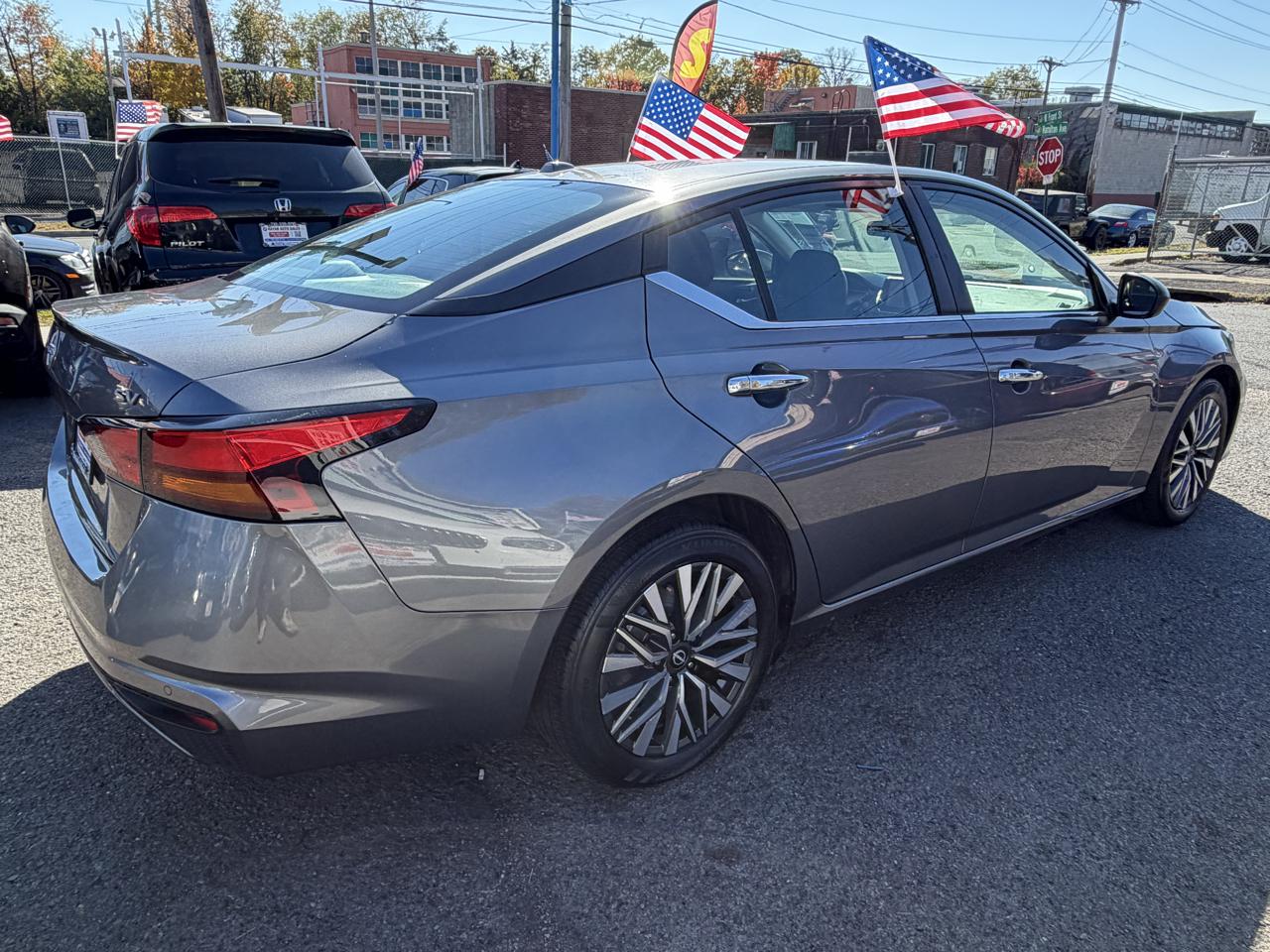 Nissan Altima 2.5 SV 2024