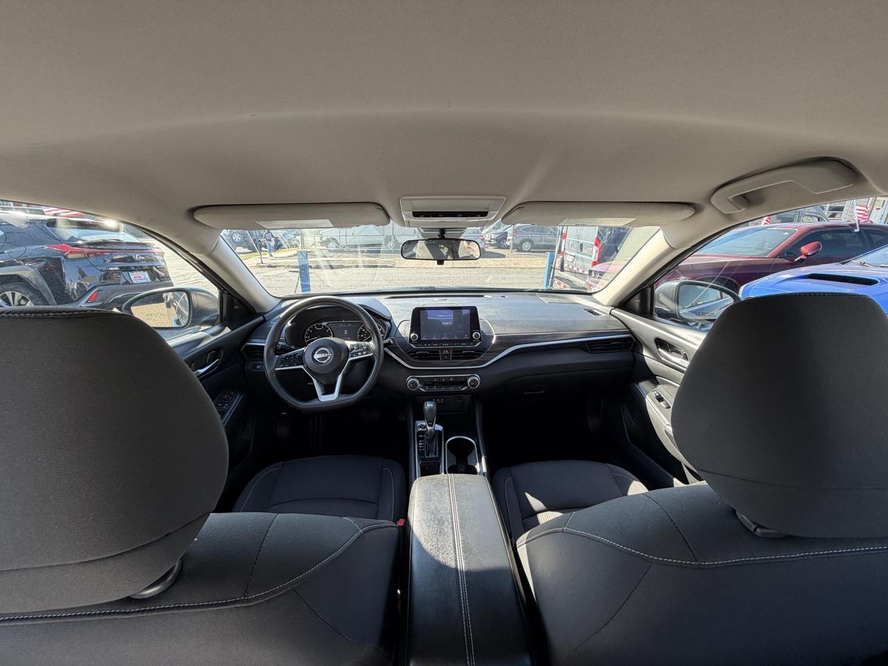 Nissan Altima 2.5 SV 2024