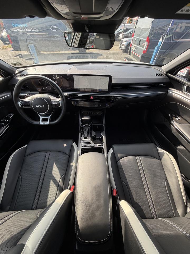 Kia K5 GT-Line 2025