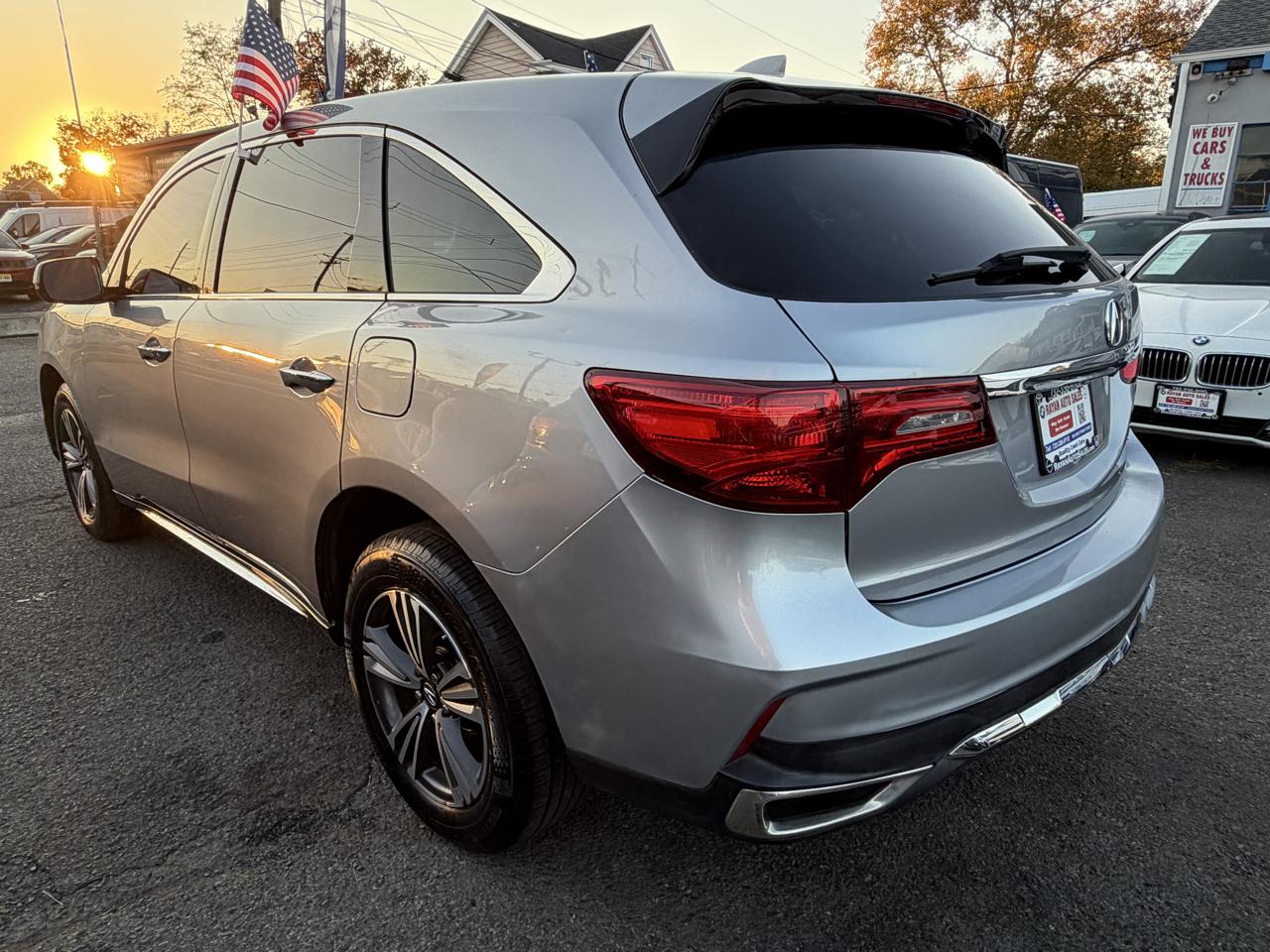 Acura MDX SH-AWD 9-Spd AT 2017