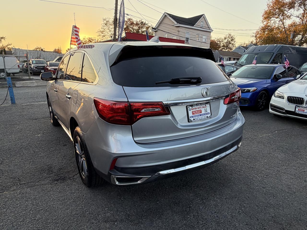 Acura MDX SH-AWD 9-Spd AT 2017