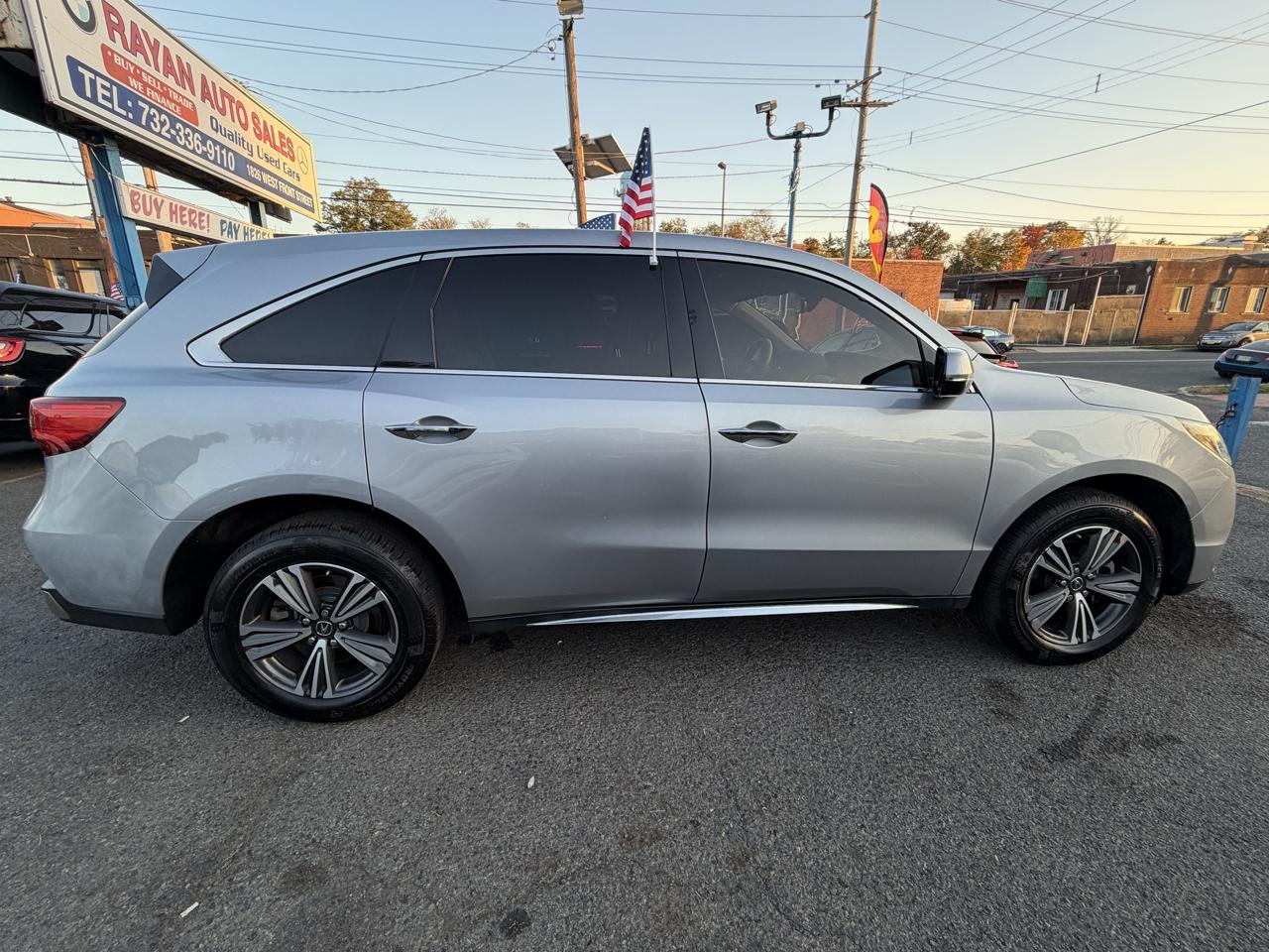 Acura MDX SH-AWD 9-Spd AT 2017