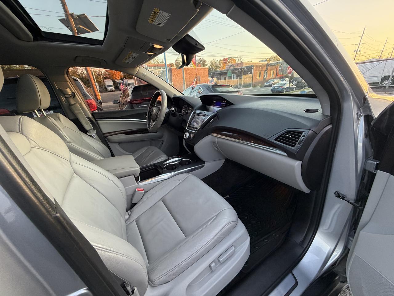 Acura MDX SH-AWD 9-Spd AT 2017