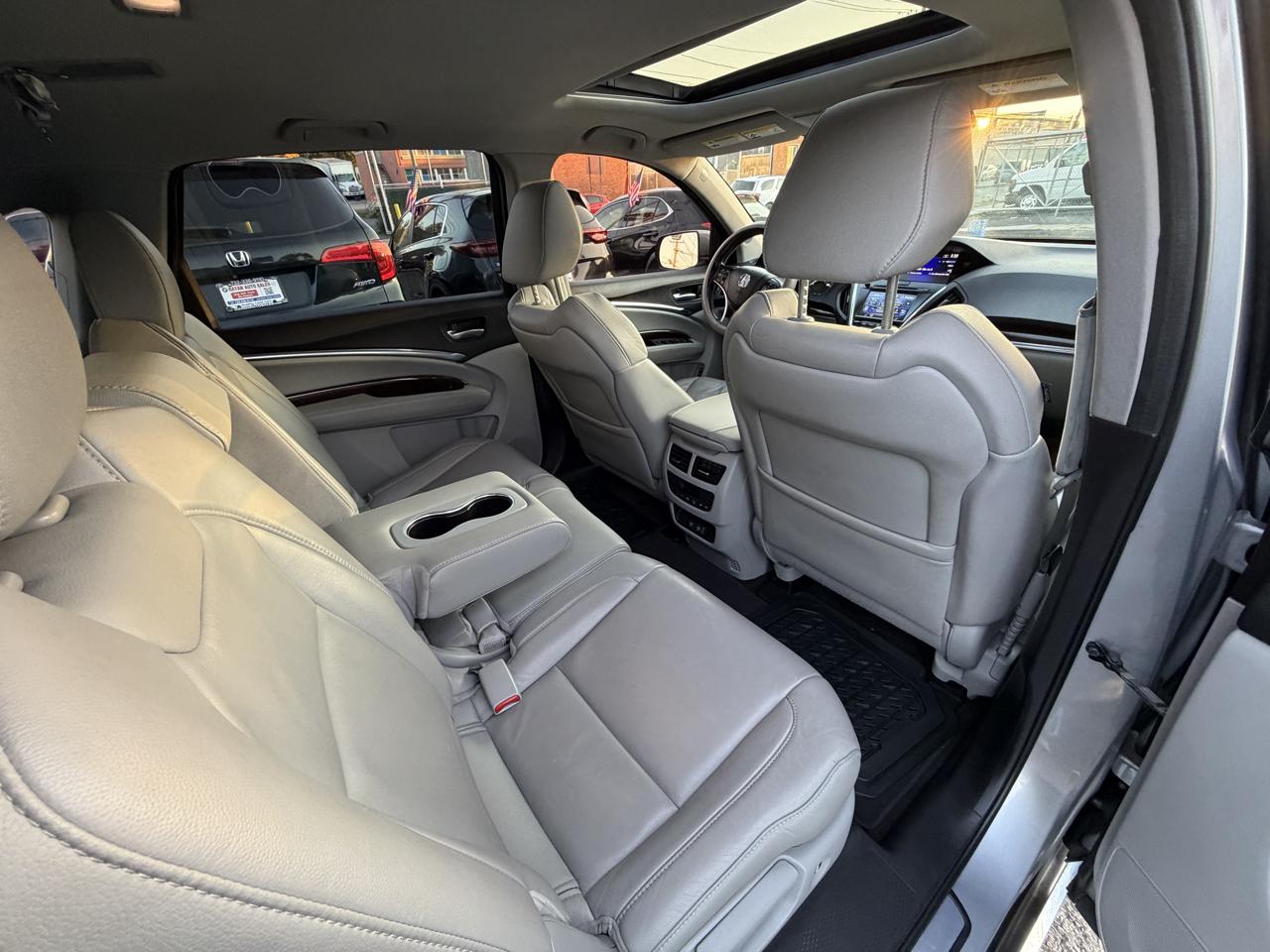 Acura MDX SH-AWD 9-Spd AT 2017