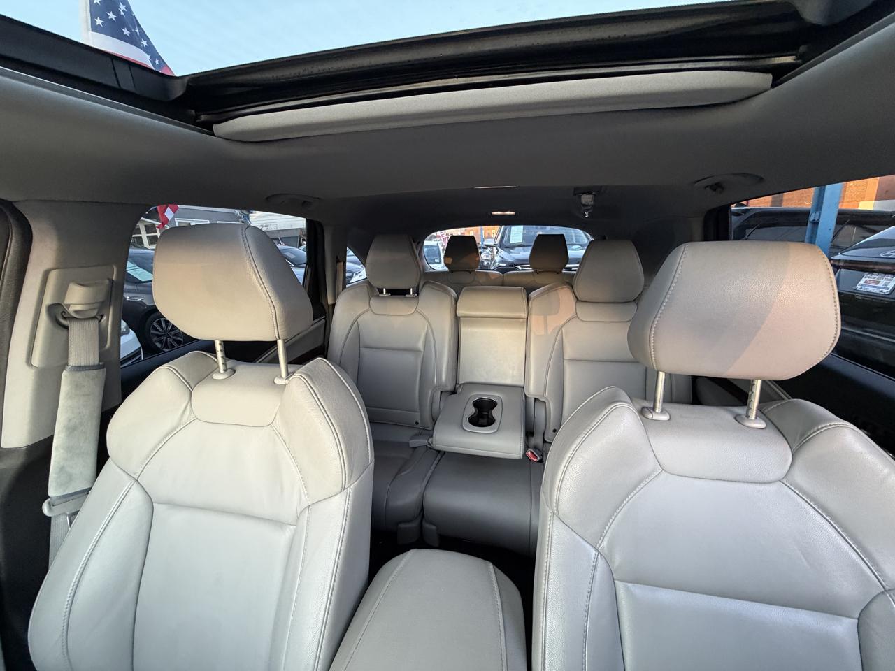 Acura MDX SH-AWD 9-Spd AT 2017