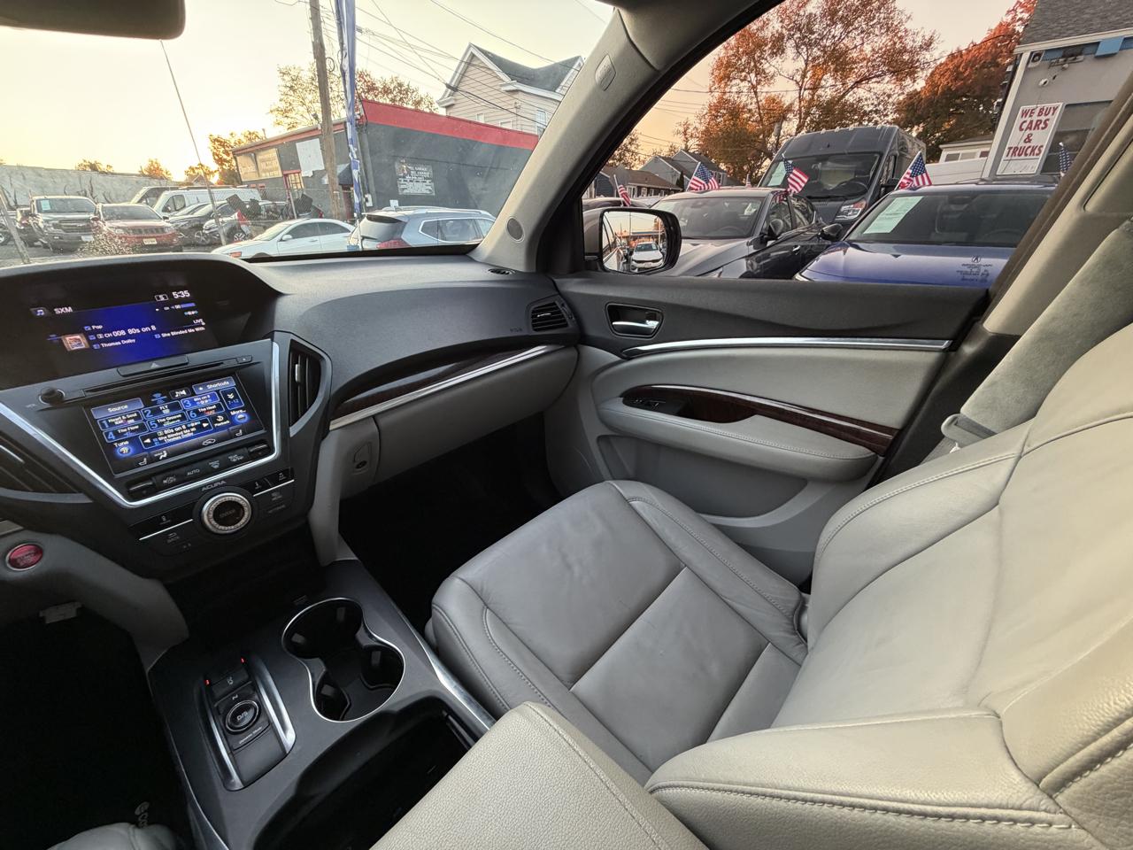 Acura MDX SH-AWD 9-Spd AT 2017