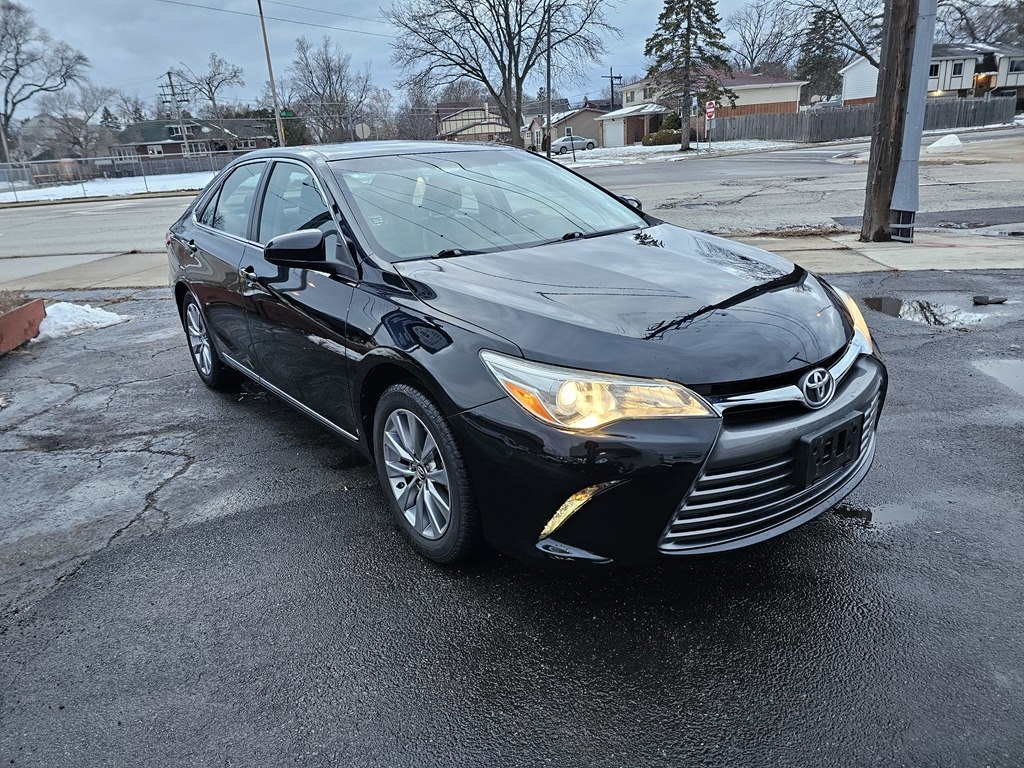Toyota Camry LE 2017
