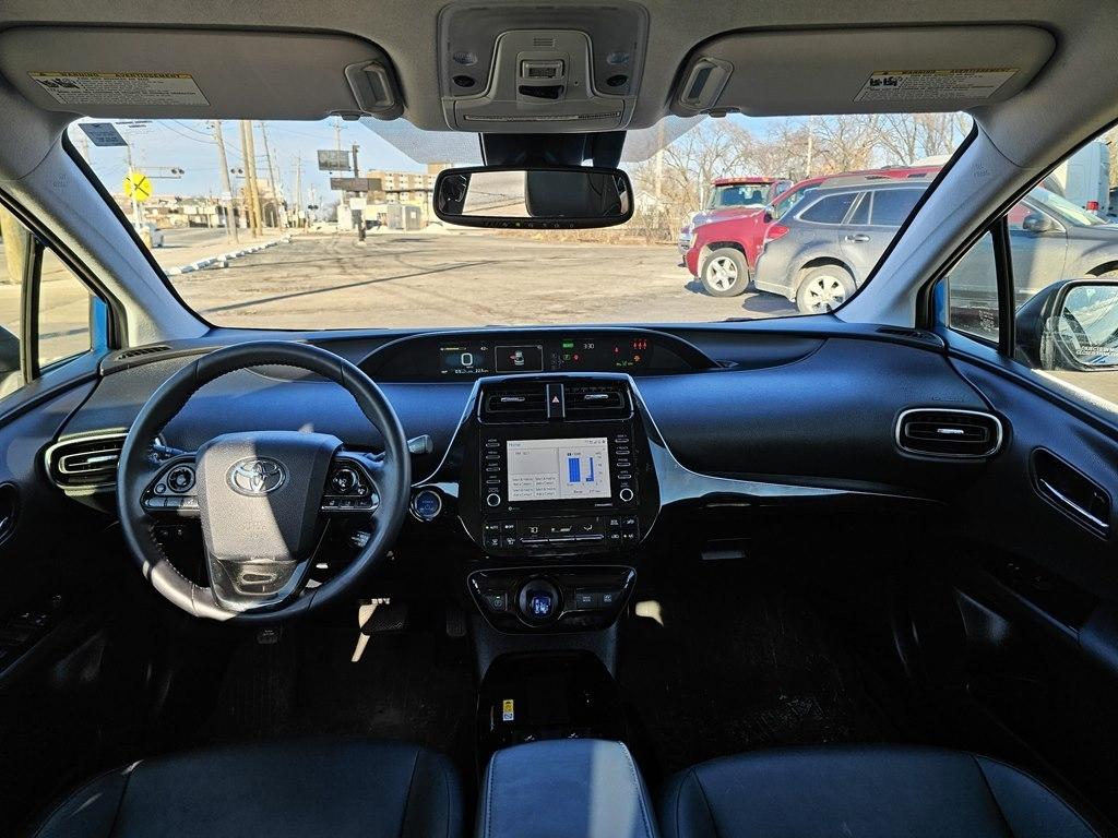 Toyota Prius LE AWD-e 2021