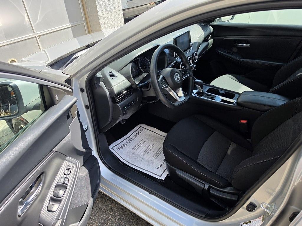 Nissan Sentra SV 2023