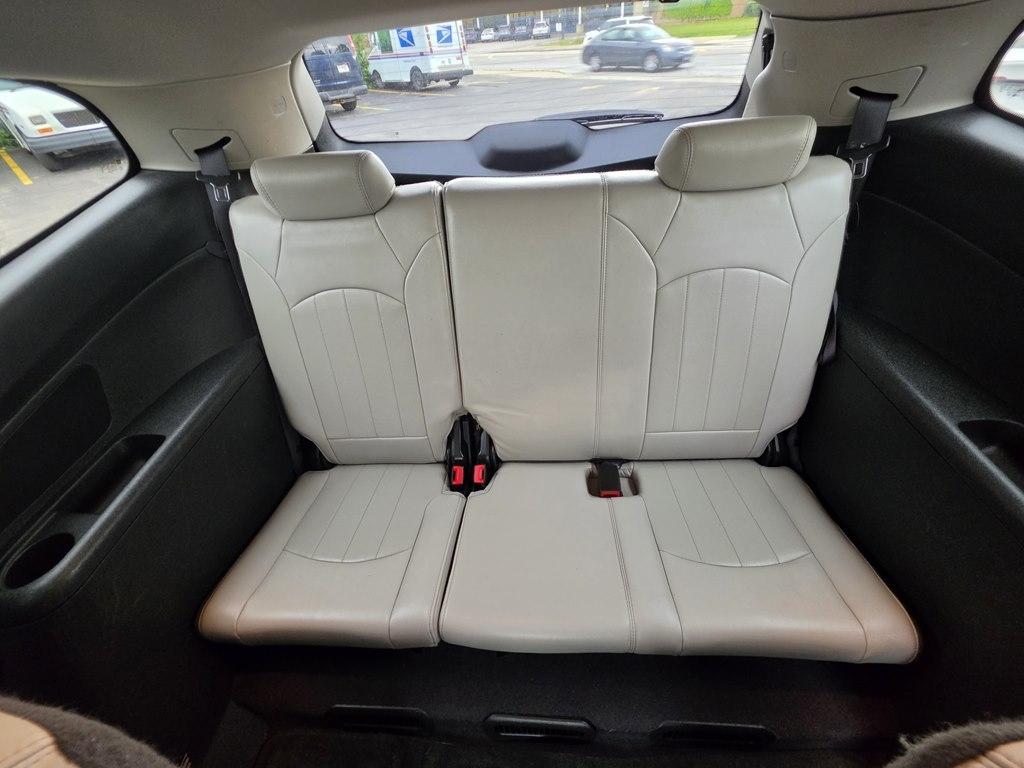 Chevrolet Traverse LTZ AWD 2012
