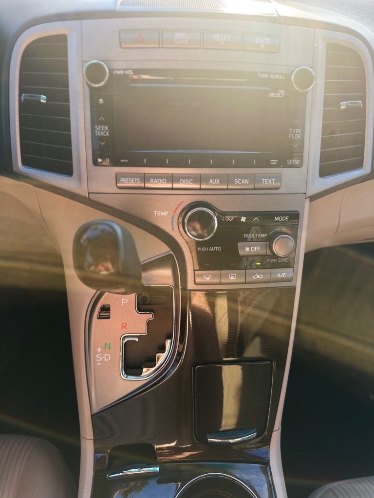 Toyota Venza FWD I4 2011