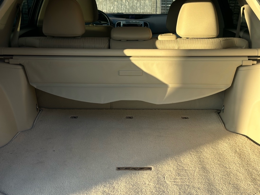 Toyota Venza FWD I4 2011