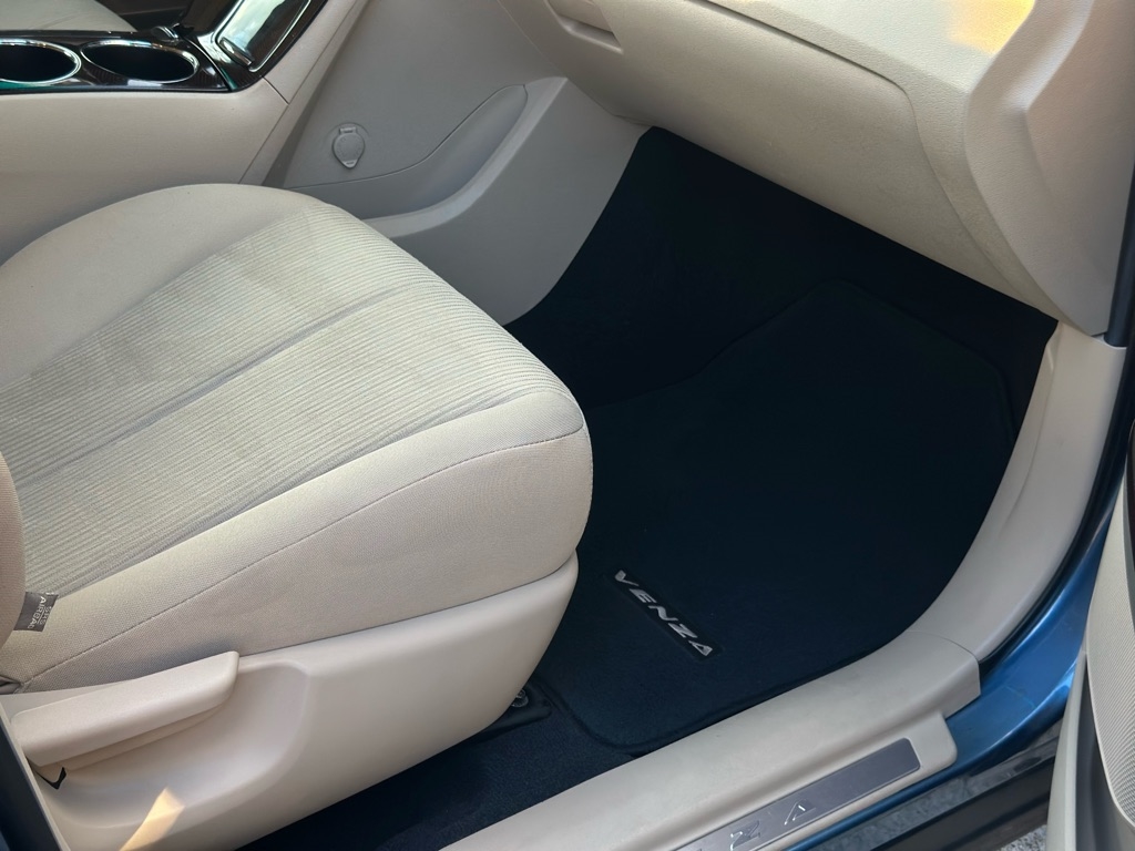 Toyota Venza FWD I4 2011