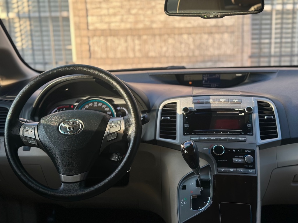 Toyota Venza FWD I4 2011