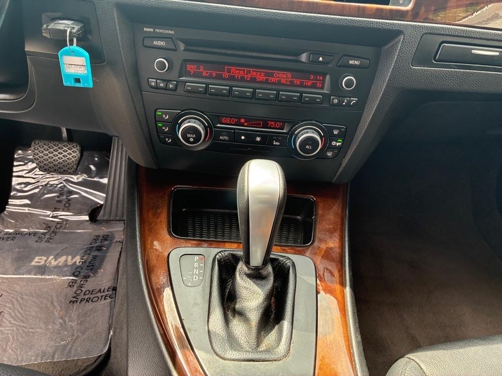 BMW 3-Series 328i 2011