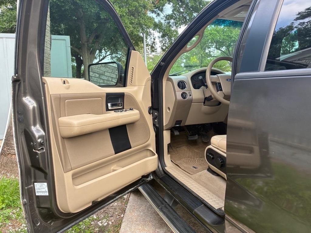 Ford F-150 XLT SuperCrew 2WD 2006