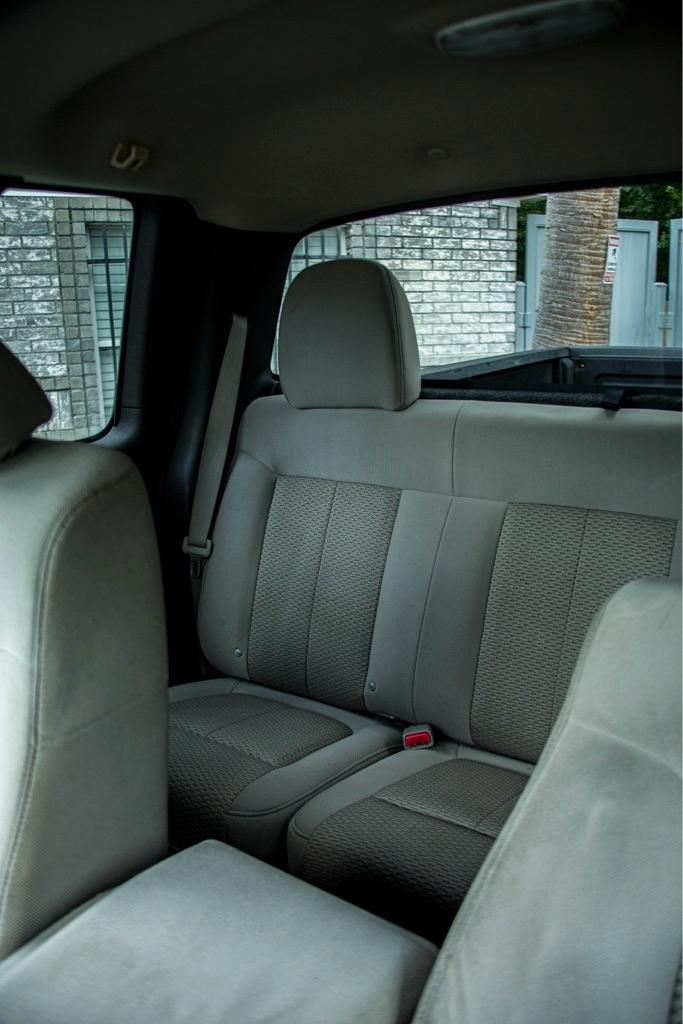 Ford F-150 XL SuperCab 8-ft. Bed 2WD 2010