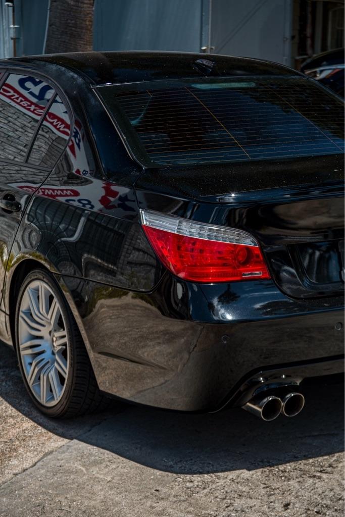 BMW 5-Series 550i 2008