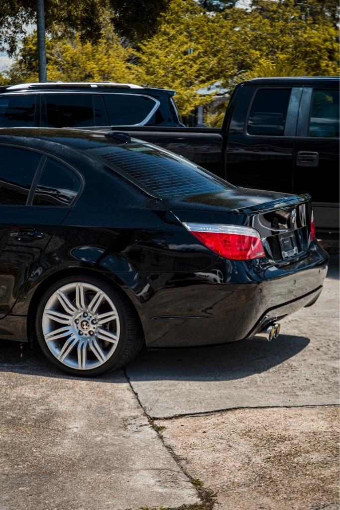 BMW 5-Series 550i 2008