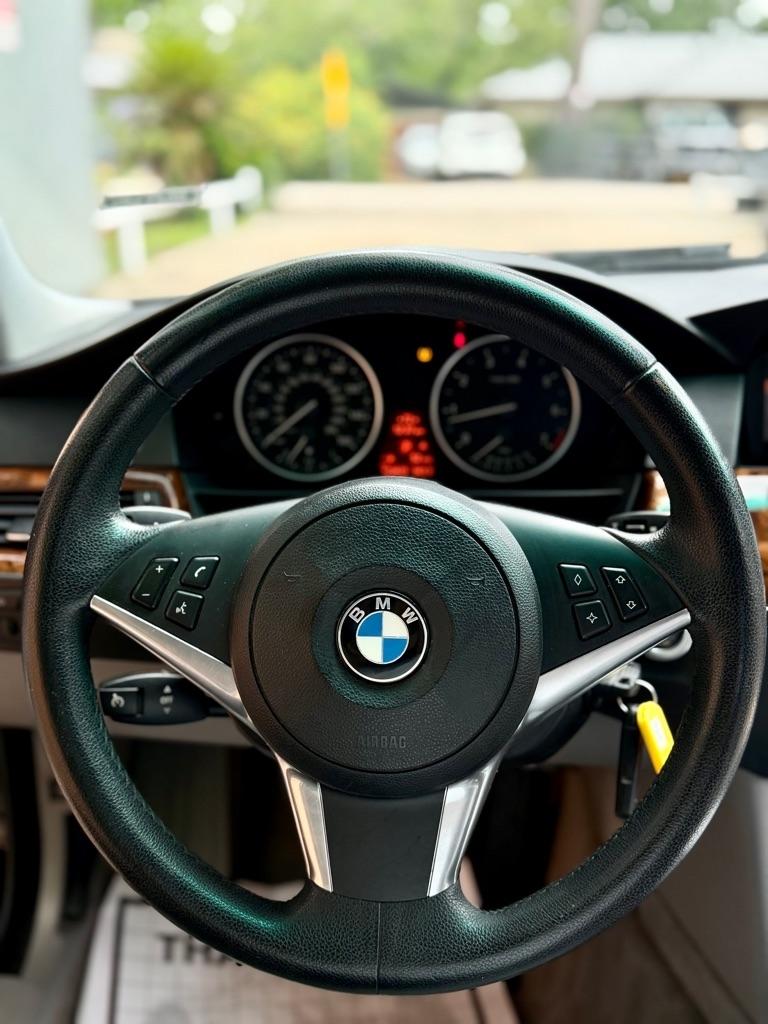 BMW 5-Series 550i 2008