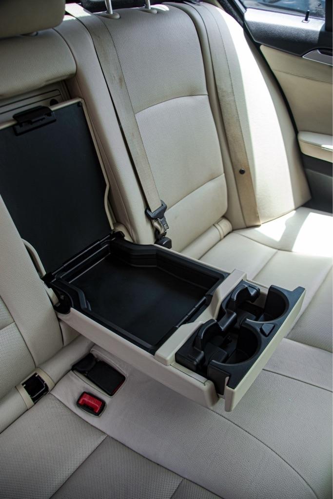 BMW 5-Series 535i 2011
