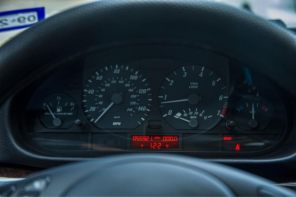 BMW 3-Series 325Ci convertible 2004
